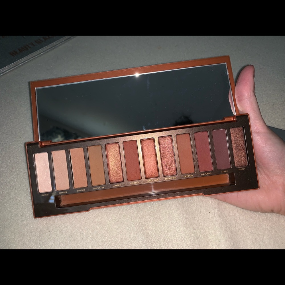 Urban Decay Naked Heat Palette
